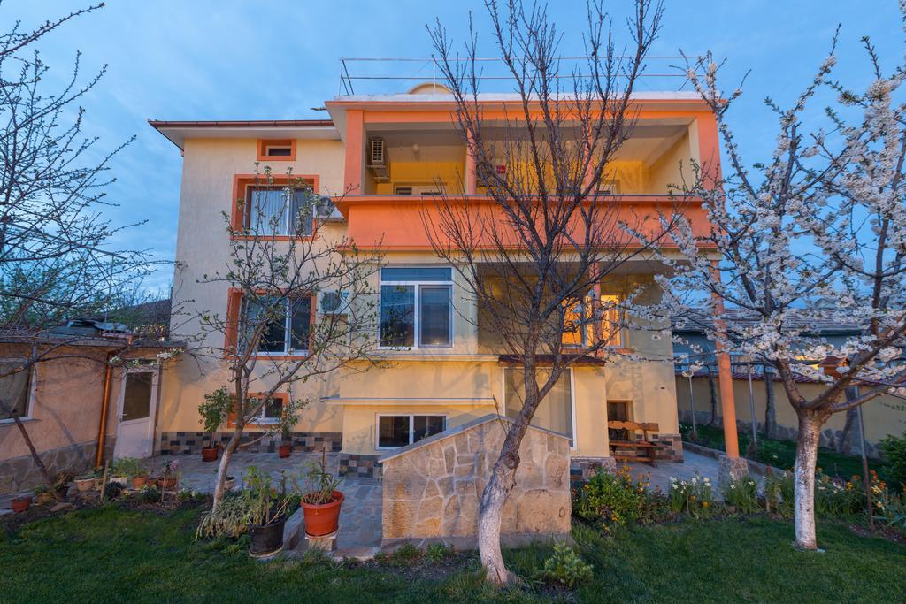 Marinovata Kashta Guest House Preslava Exterior foto